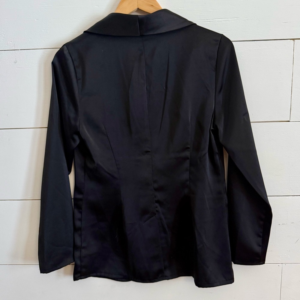 Sincerely Jules NEW WITH TAGS Women’s Blazer faux pockets silky black Sz Medium - Picture 2 of 9